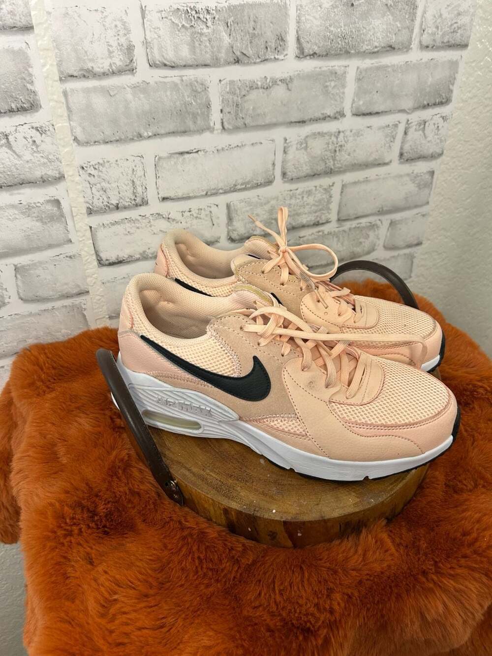 Nike Women's Air Max Excee Peach/Washed Coral Sneakers - Picture 2 of 5